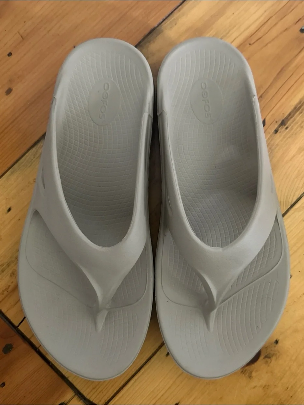 Oofos Ooriginal Flip Flop Thong Sandals Mens 12 Womens 14 Beige Recovery Comfort